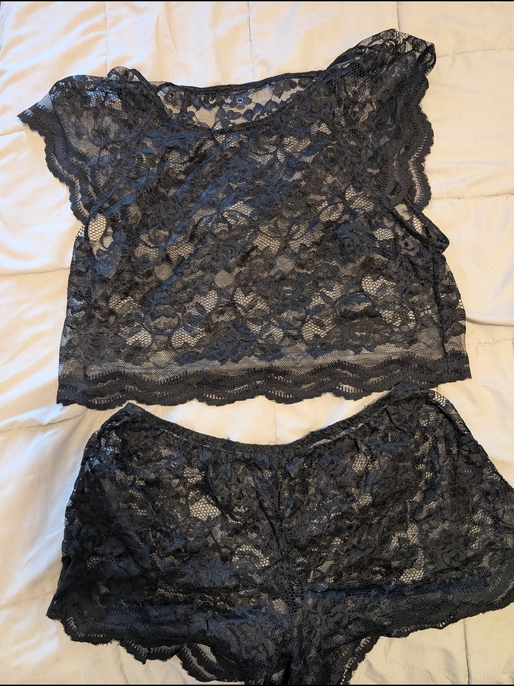DYNAMITE Black Lace Crop Top and Shorts Lingerie Set - Scalloped Trim (M)